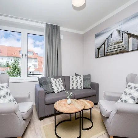 Apartment Wunderschoene Strandunterkunft Fuer 6 Personen