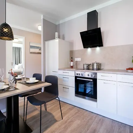 Wunderschoene Strandunterkunft Fuer 6 Personen Apartment *